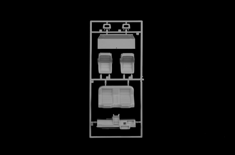 3671ИТ Автомобиль CAR QUATTRO Italeri