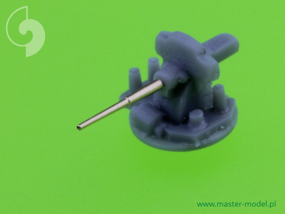 SM-700-035 Британский 4,7 дюйма / 40 (12 см) QF Mark VIII (16 шт.)