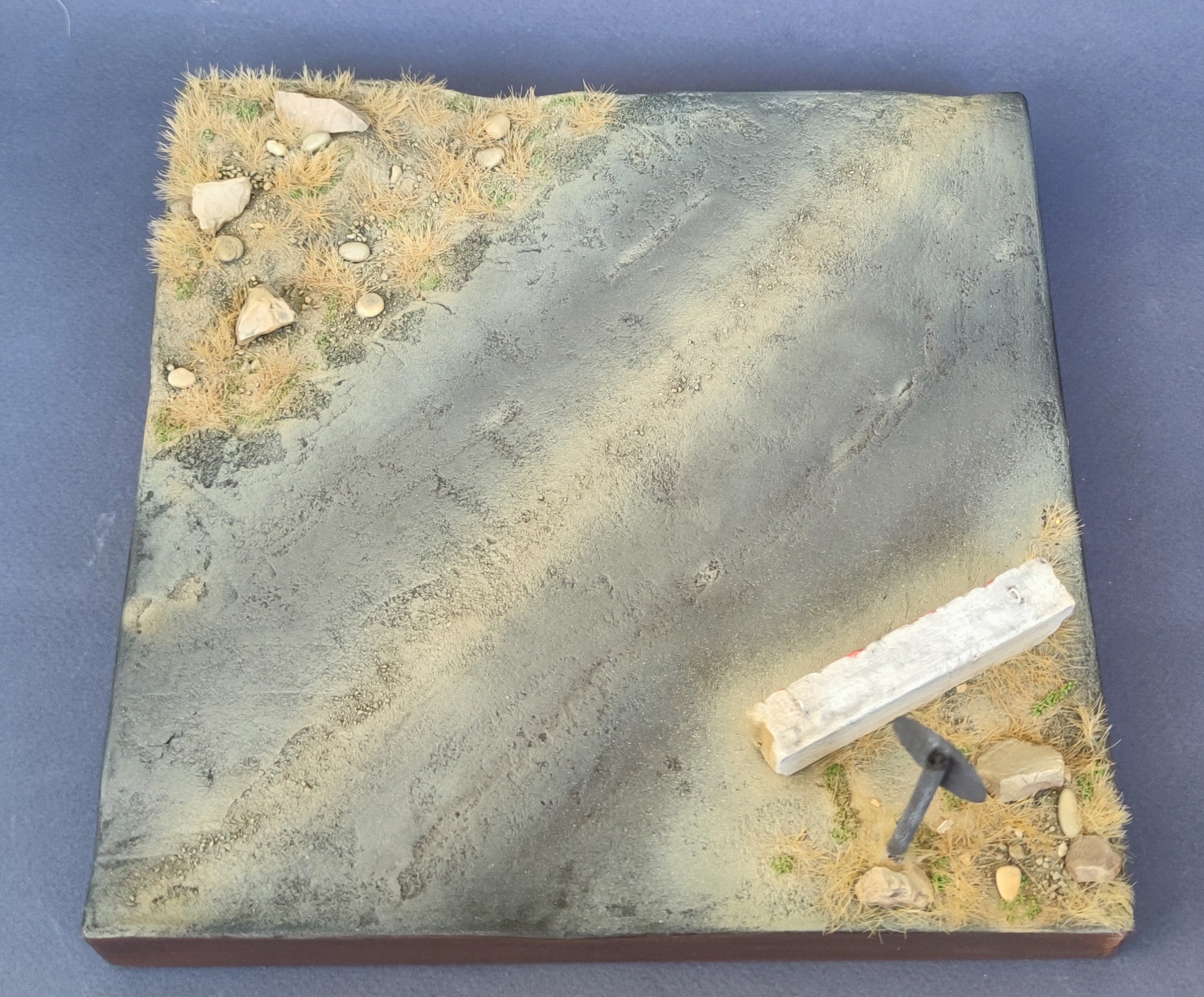 AM35119 Подставка для модели Тайфун ВДВ (масштаб 1/35)