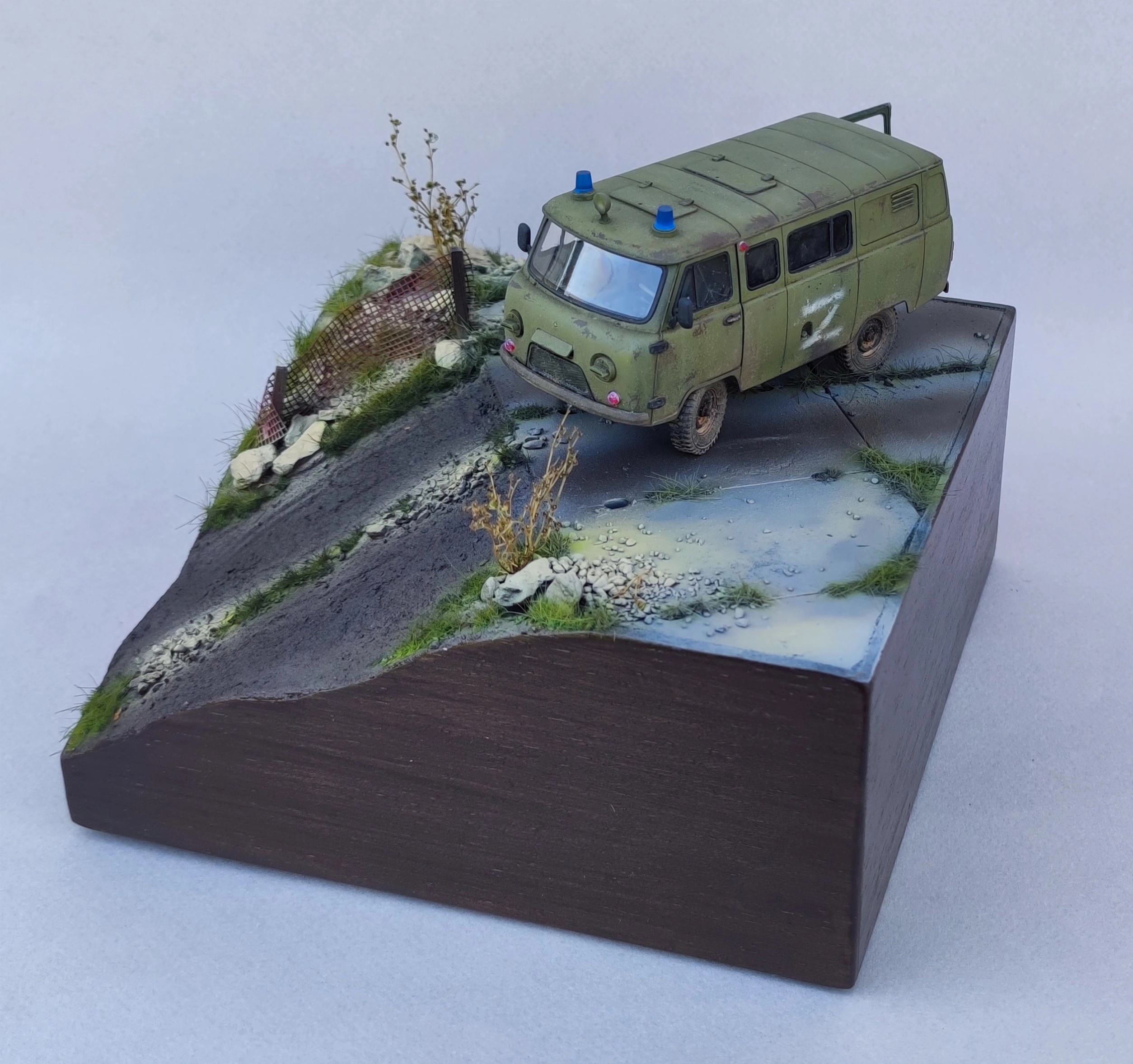 НЕ-35153 Подставка Офф-роуд