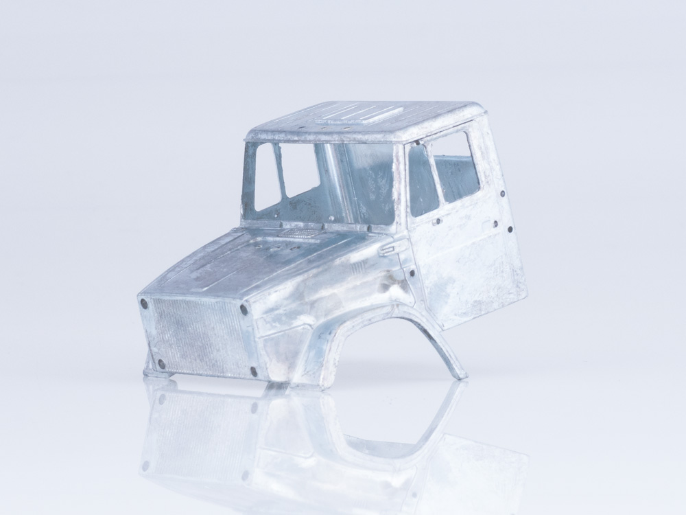 1256KIT Сборная модель Вакуумная машина КО-520 (4333) AVD Models