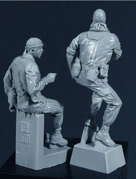 B6-35009 Миниатюра с декалью U.S. Mech Infantry(2) Bros. Nam`68 Bravo6