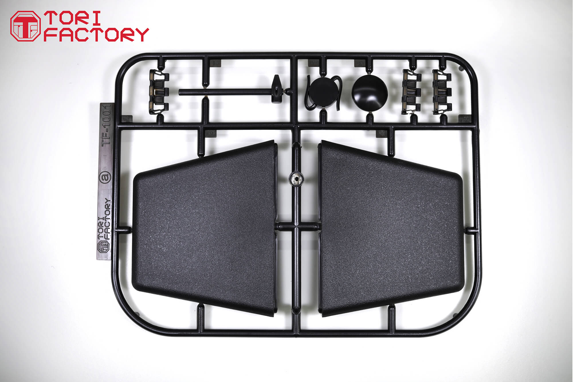 Сборная модель танкового трака из пластмассы 1:1 German Pz.kpfw. III/IV 40cm Track Limited Ed.