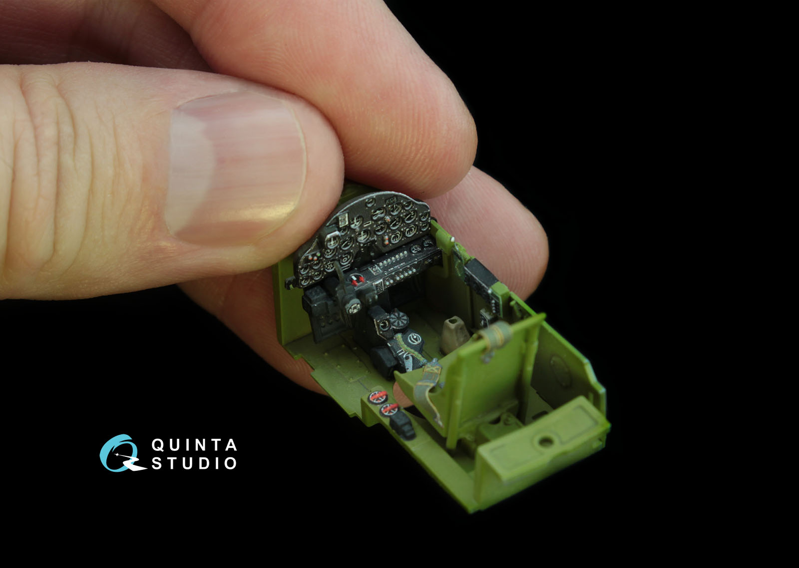 QD48031 1:48 3D Декаль интерьера кабины  P-38F (для модели Tamiya)