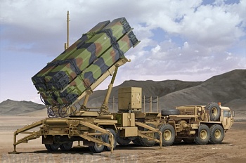 01037P Ракетная установка  ЗРК Пэтриот (MIM-104F) с ЗУР PAC-3 и тягачом М983 HEMTT 