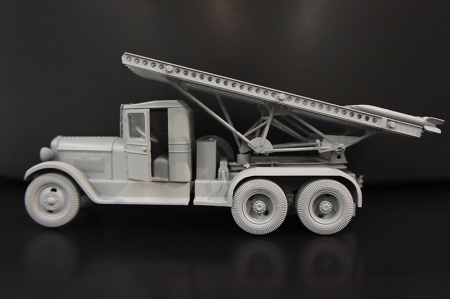 35040 Советский гвардейский реактивный миномёт БМ-13 «Катюша» ARK model